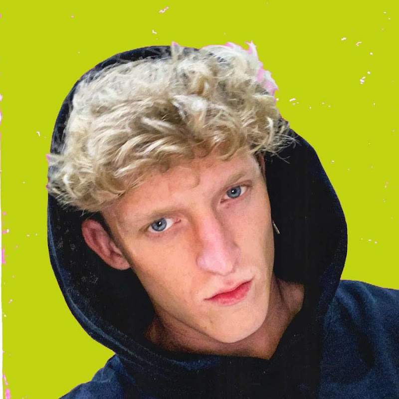 3. Tfue